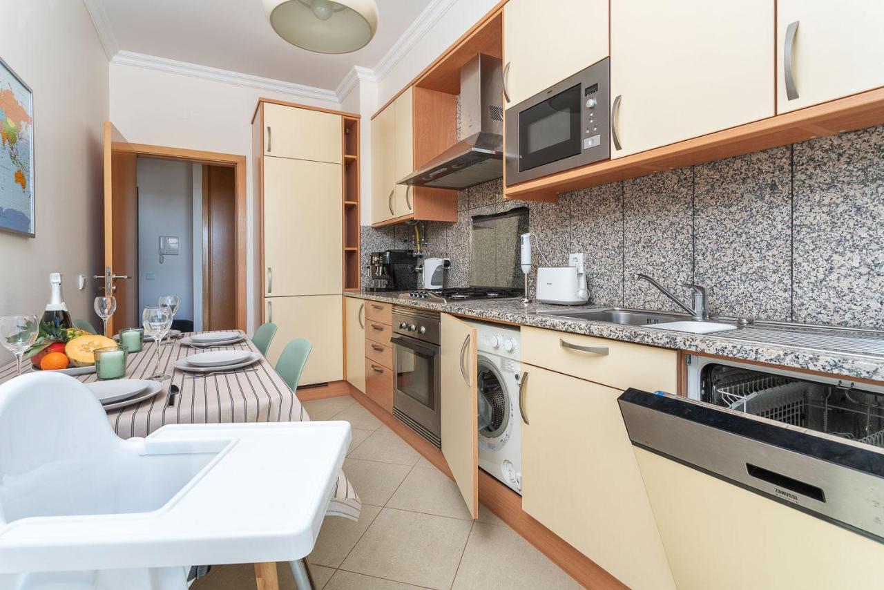 Bnb Homes Ocean View Apartment With Relax Terrace, 2 Swimming Pools & Tennis Court Albufeira Kültér fotó