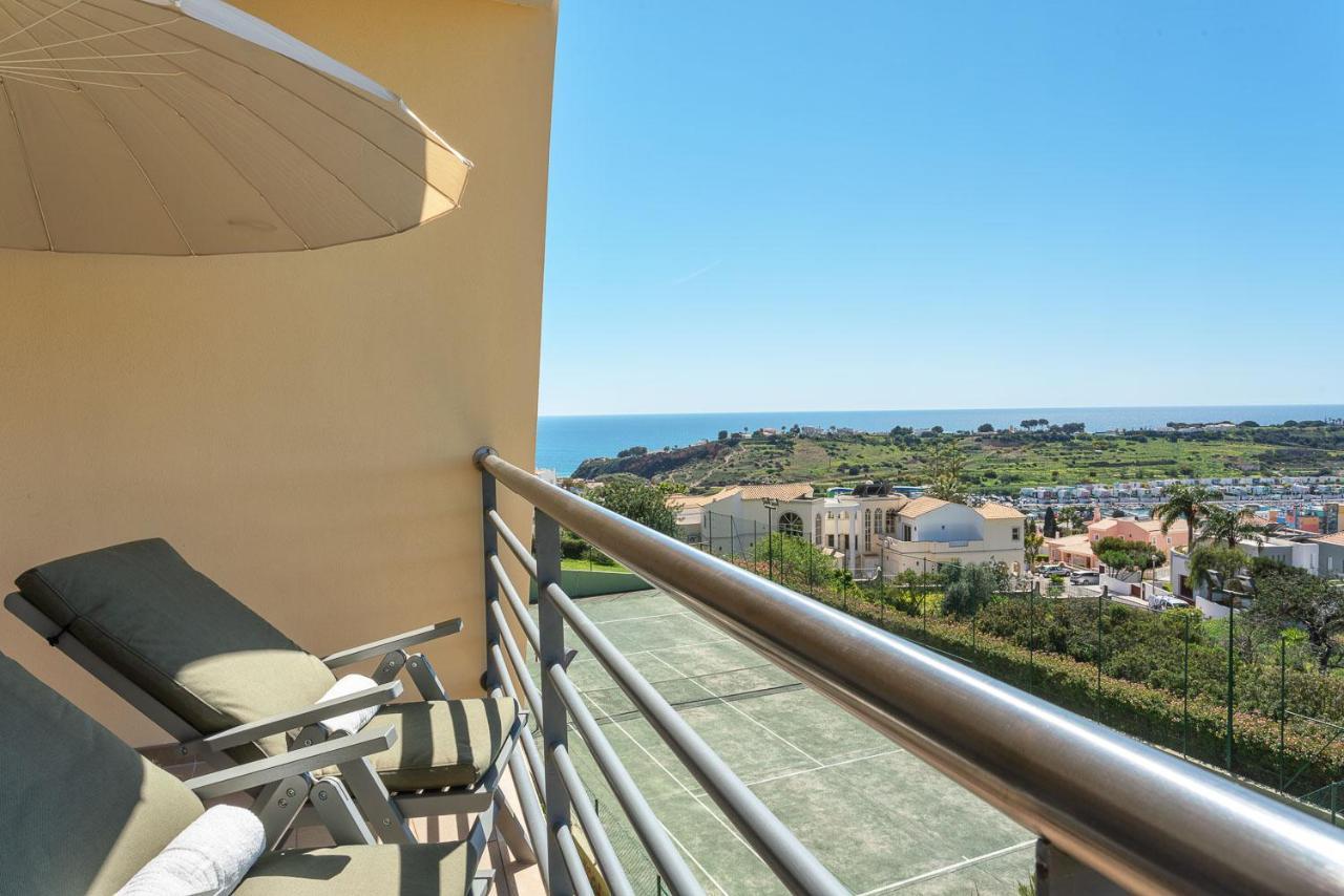 Bnb Homes Ocean View Apartment With Relax Terrace, 2 Swimming Pools & Tennis Court Albufeira Kültér fotó