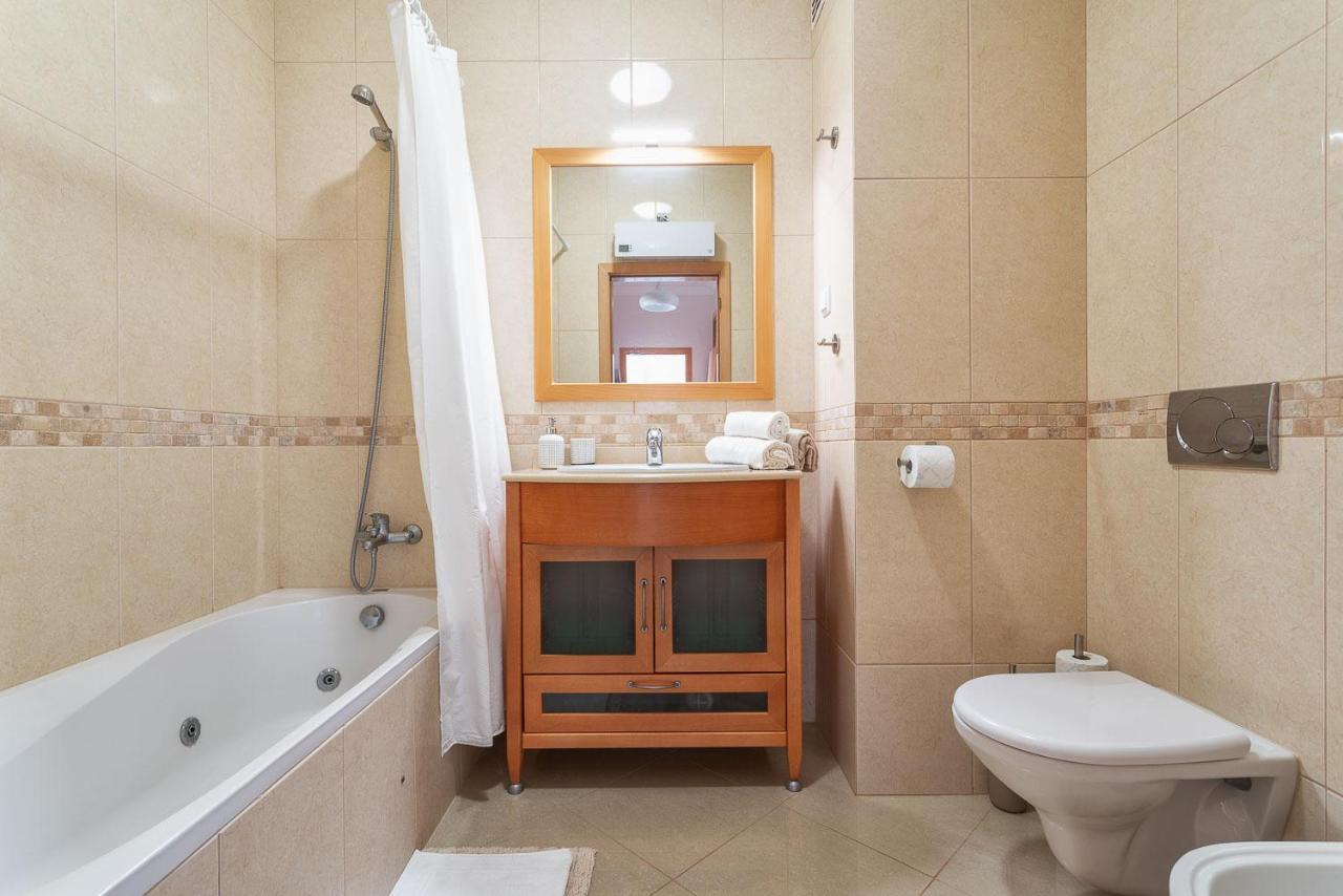 Bnb Homes Ocean View Apartment With Relax Terrace, 2 Swimming Pools & Tennis Court Albufeira Kültér fotó