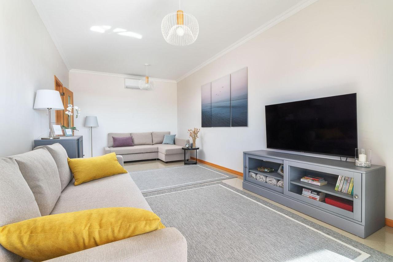 Bnb Homes Ocean View Apartment With Relax Terrace, 2 Swimming Pools & Tennis Court Albufeira Kültér fotó